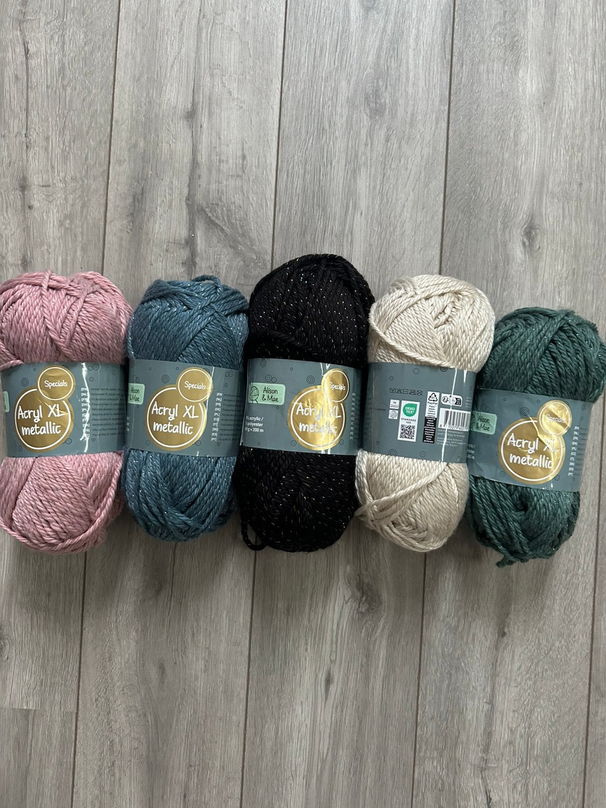 Alison & Mae Acryl XL Metallic garen – diverse kleuren, Hobby en Vrije tijd, Ophalen of Verzenden, Nieuw, Breien of Haken, Wol of Garen