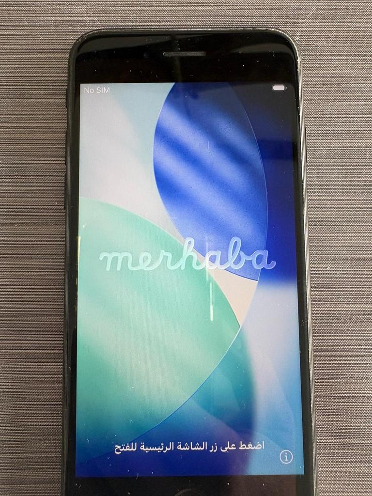 iPhone SE 64 GB - Zo goed als nieuw, Telecommunicatie, Mobiele telefoons | Apple iPhone, Ophalen, Zwart, IPhone SE (2016), 77 %