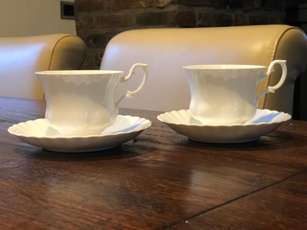 Set van 2 Royal Albert Bone China kop en schotels, Ophalen of Verzenden
