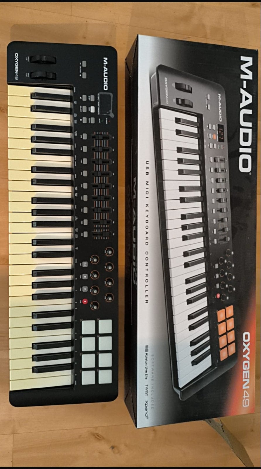 M-Audio Oxygen 49 USB MIDI Keyboard Controller, Zo goed als nieuw, Aanslaggevoelig, Ophalen, 49 toetsen