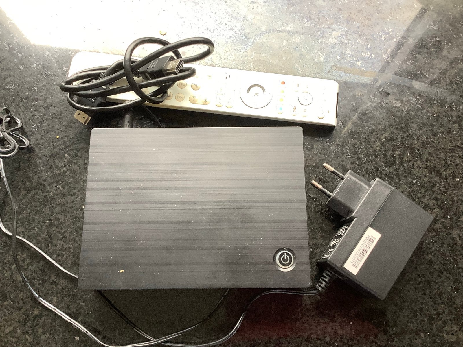 Arcadyan HMB2260 Kpn Decoder met afstandsbediening, Ophalen, Gebruikt, Decoder