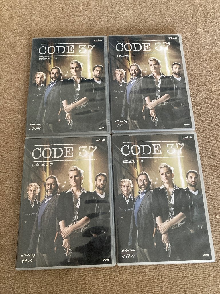Code 37 Seizoen 1 4 DVD, Cd's en Dvd's, Dvd's | Tv en Series, Gebruikt, Thriller, Seizoen 1, Vanaf 12 jaar, Nederlands, Ophalen of Verzenden