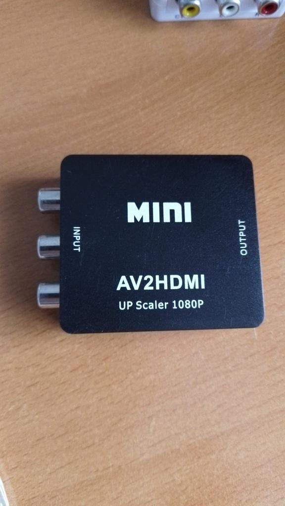 MINI AV2HDMI   UP TO SCALER  1080 P, Verzenden, Gebruikt