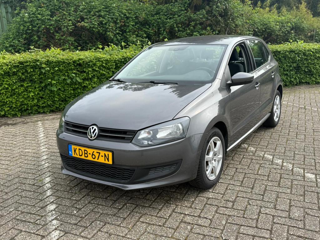 Volkswagen Polo 1.4 16V FSI 63KW 2010 Grijs, Voorwielaandrijving, 970 kg, 4 cilinders, Handgeschakeld