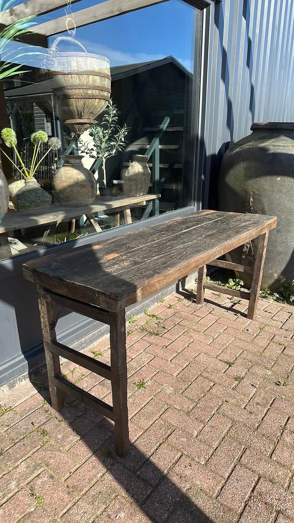 Oude stoere robuuste markttafel uit india, Ophalen