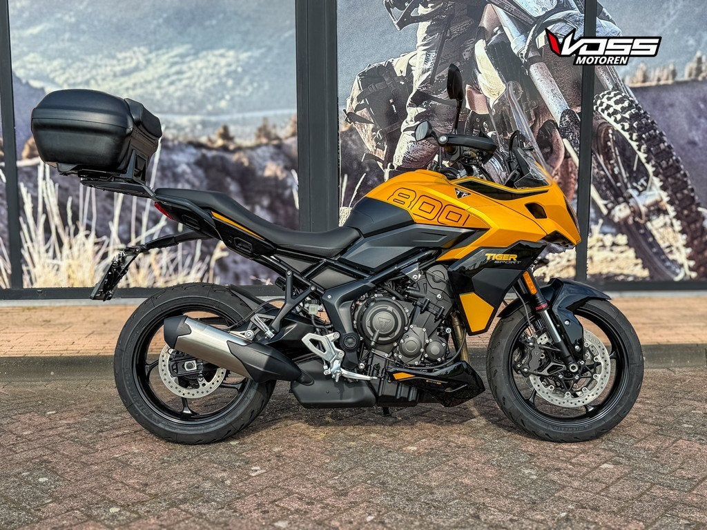 Triumph TIGER SPORT 800 (bj 2026), Triumph Motocycles, Bedrijf, De Droogmakerij 40A
1851 LX   Heiloo, NL, Sport