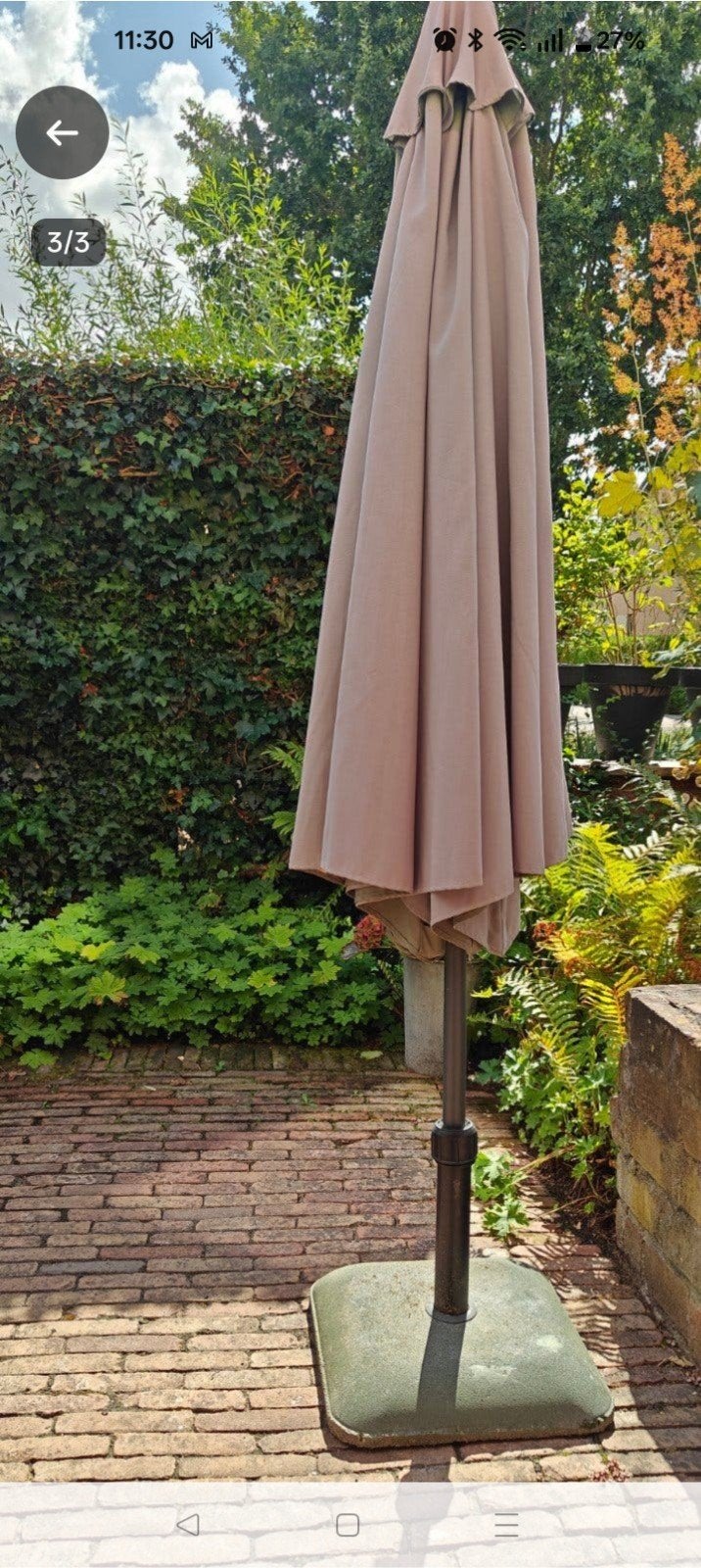 Grote parasol met knikstand en stenen voet, Ophalen, Gebruikt, Kantelbaar, 2 tot 3 meter