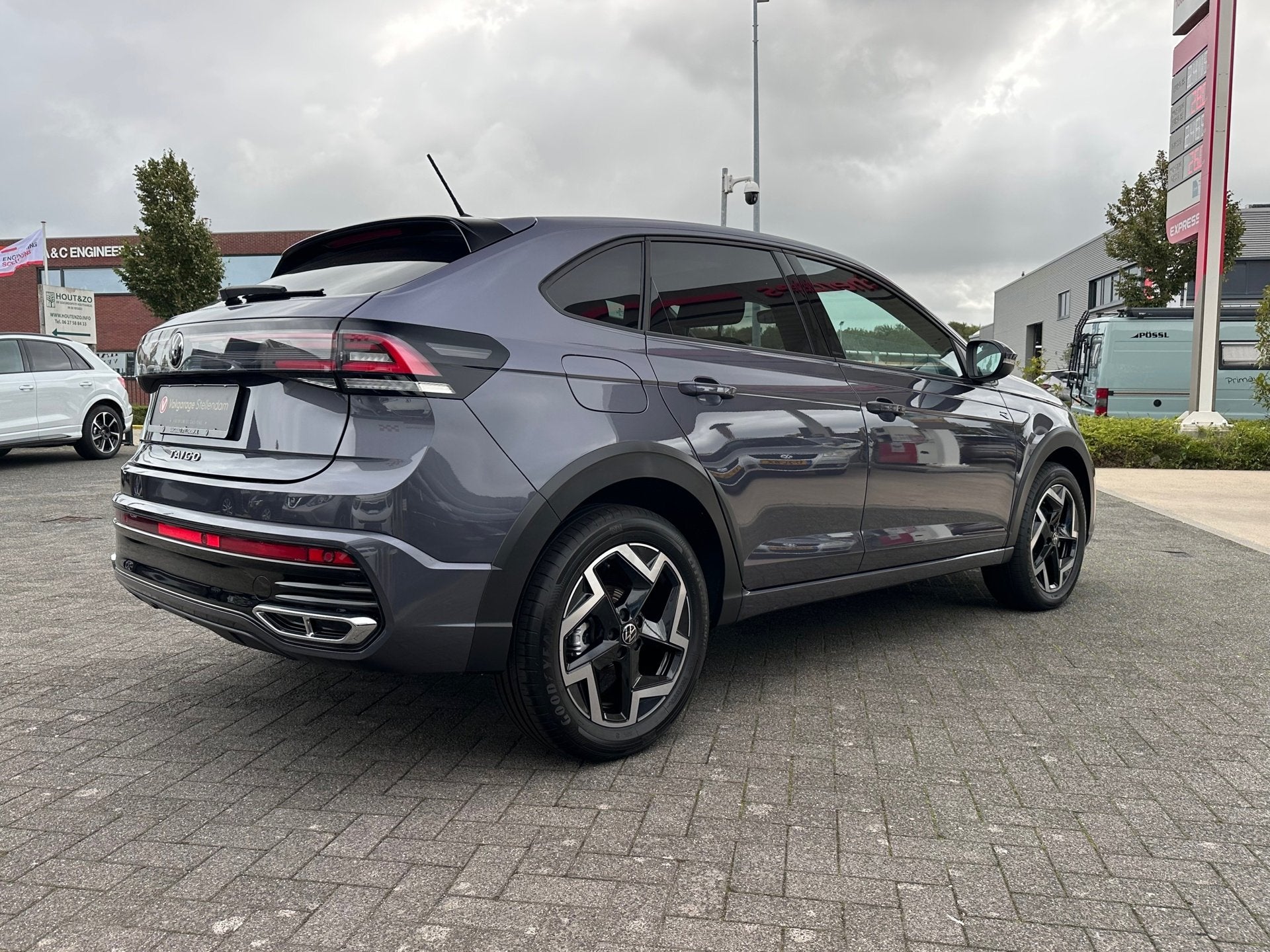 Volkswagen TAIGO 1.0 TSI R-Line Edition|Panodak|Adapt Cruise, Auto's, Voorwielaandrijving, Stof, Gebruikt, Euro 6
