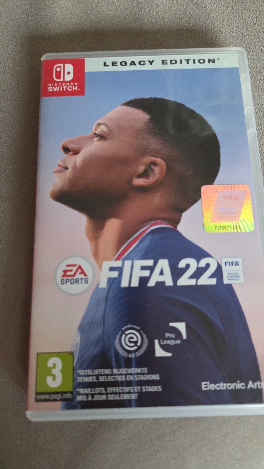 Fifa 22 voor de switch 1, Ophalen of Verzenden, Zo goed als nieuw, Sport, 3 spelers of meer