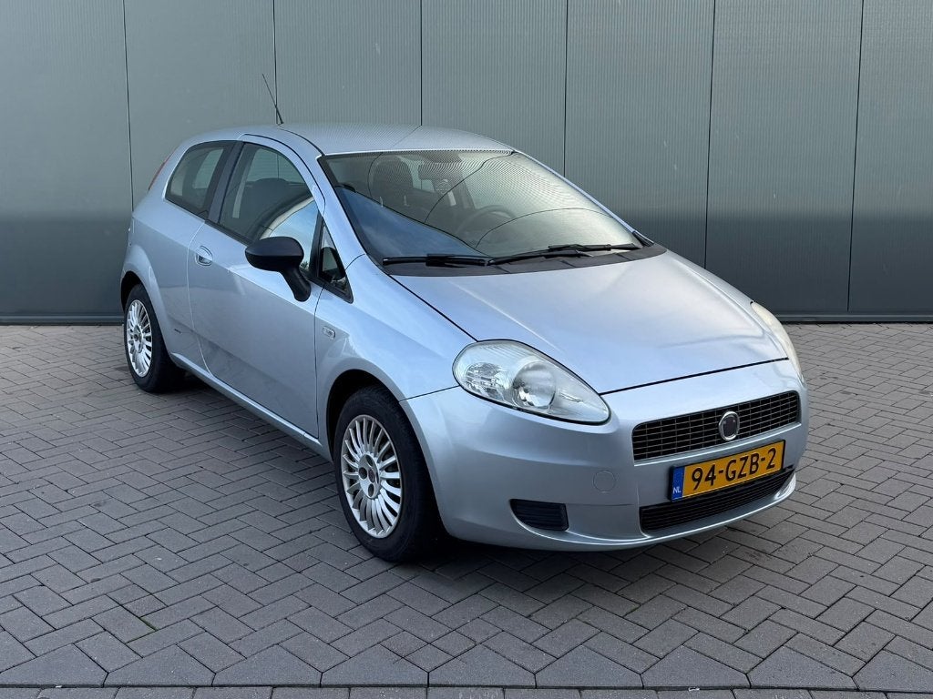 Fiat Punto 1.2 3DR 2008 Grijs, Auto's, 40 €/maand, 1242 cc, 4 cilinders, Origineel Nederlands