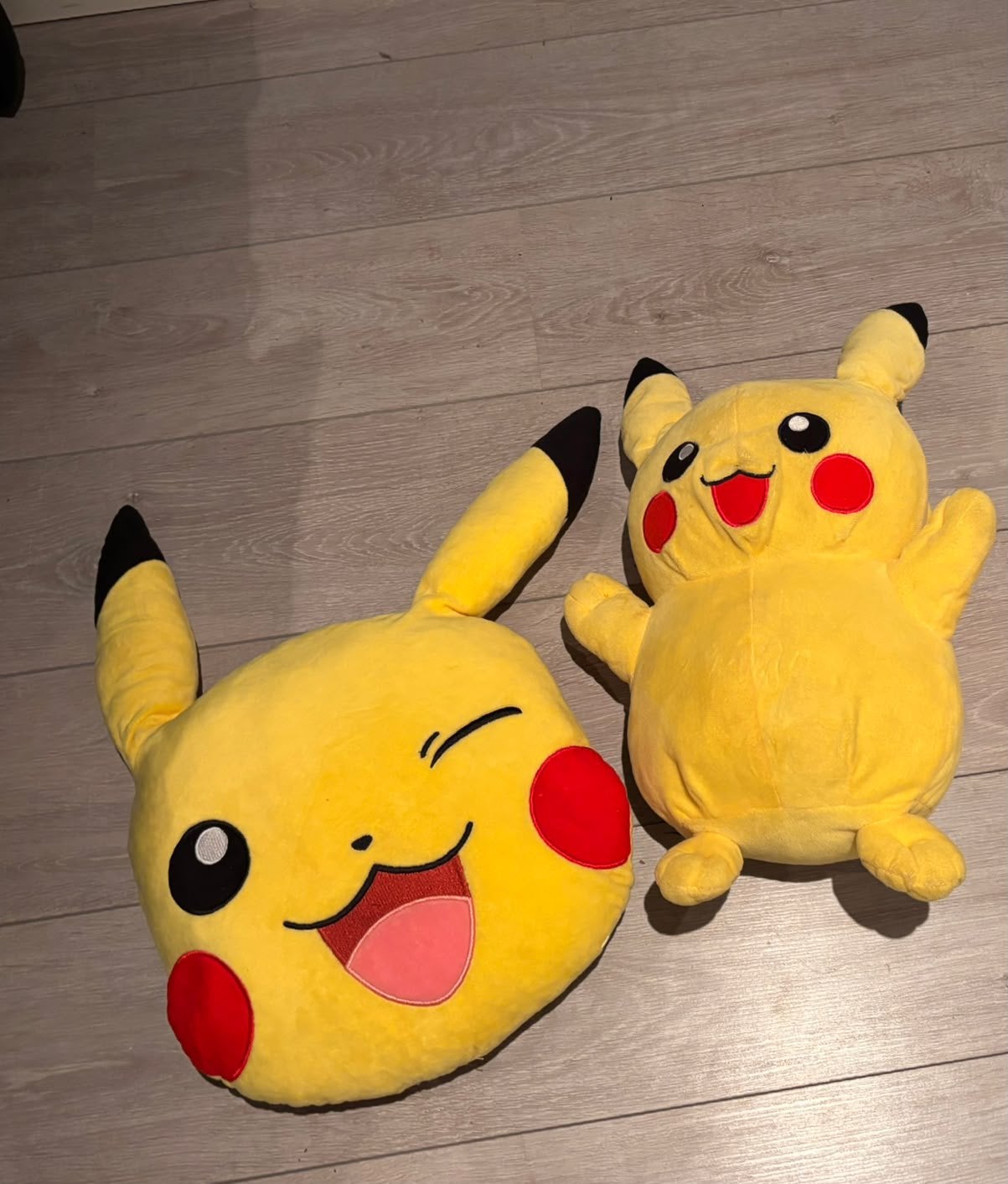 Pokémon Knuffels: Pikachu, Gebruikt, Overige typen, Ophalen of Verzenden, Middelgroot (20 tot 80 cm)