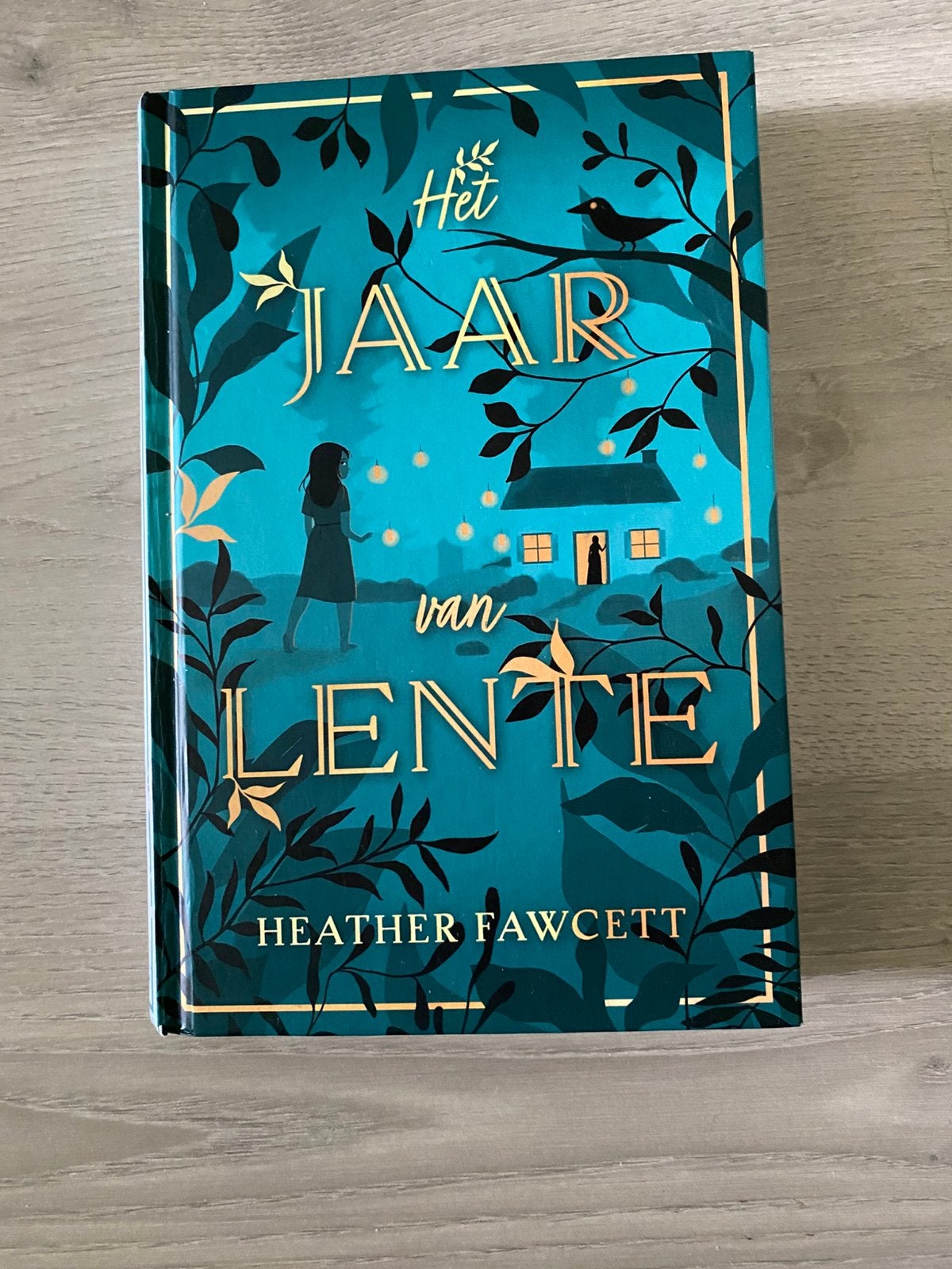 Het jaar van lente, Verzenden, Zo goed als nieuw, Fictie algemeen