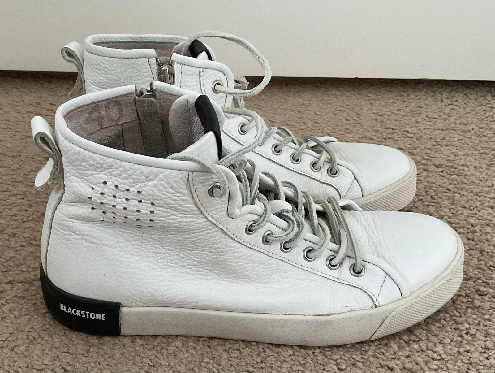Blackstone schoenen maat 40 in nieuwstaat, Ophalen of Verzenden, Zo goed als nieuw, Wit, Sneakers of Gympen