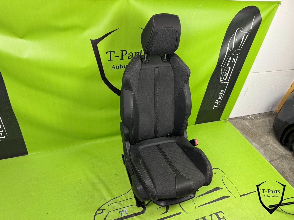 peugeot 3008 5008 stoel rechts airbag passagiers, Taurusavenue 1
2132 LS  Hoofddorp, NL, Gebruikt, Contact.group@renault.com, Stellantis N.V.