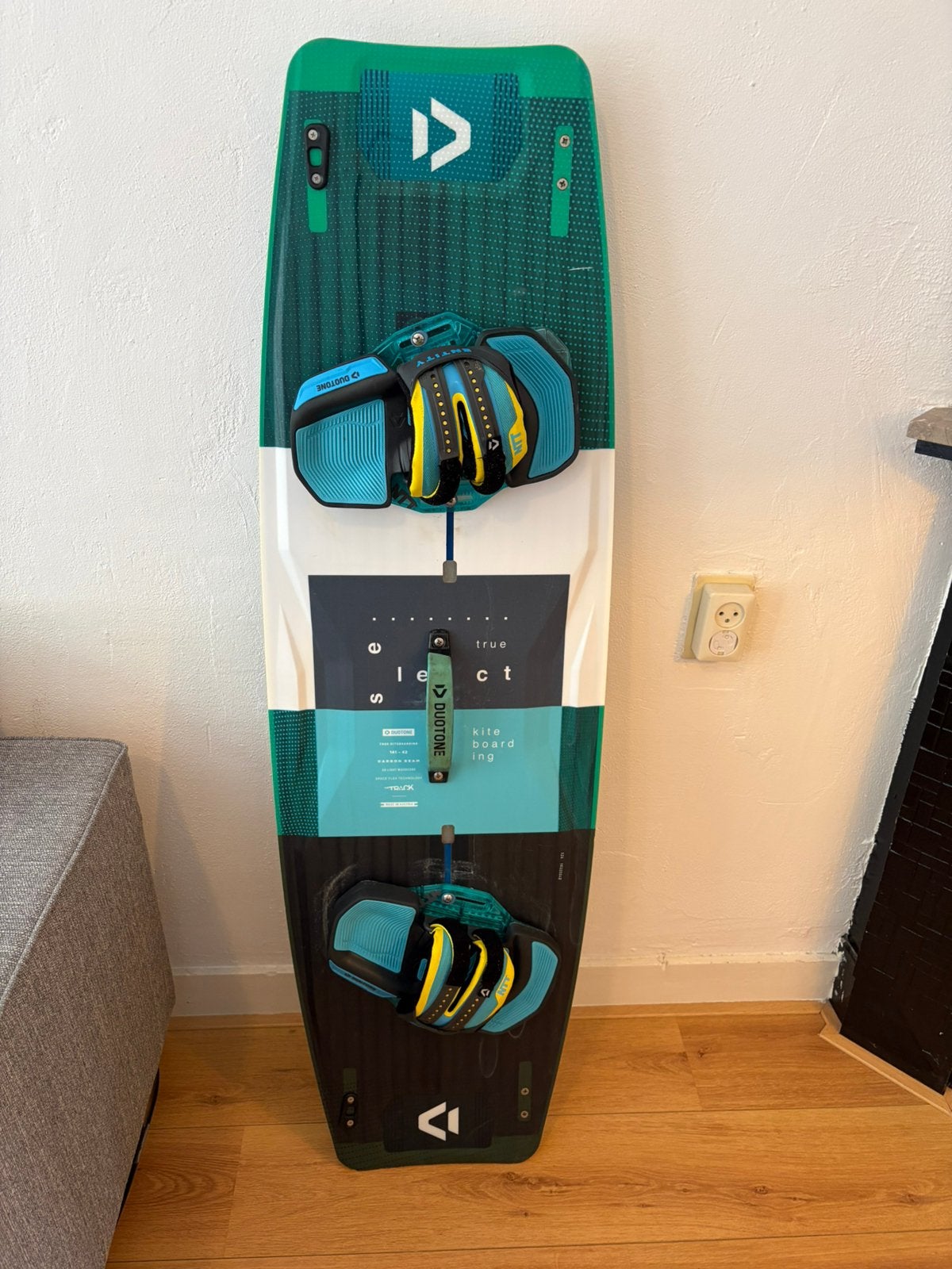 Duotone Select 141x42+ Entity bindings + OrcaFins, Ophalen, Gebruikt, Twintip, Kiteboard