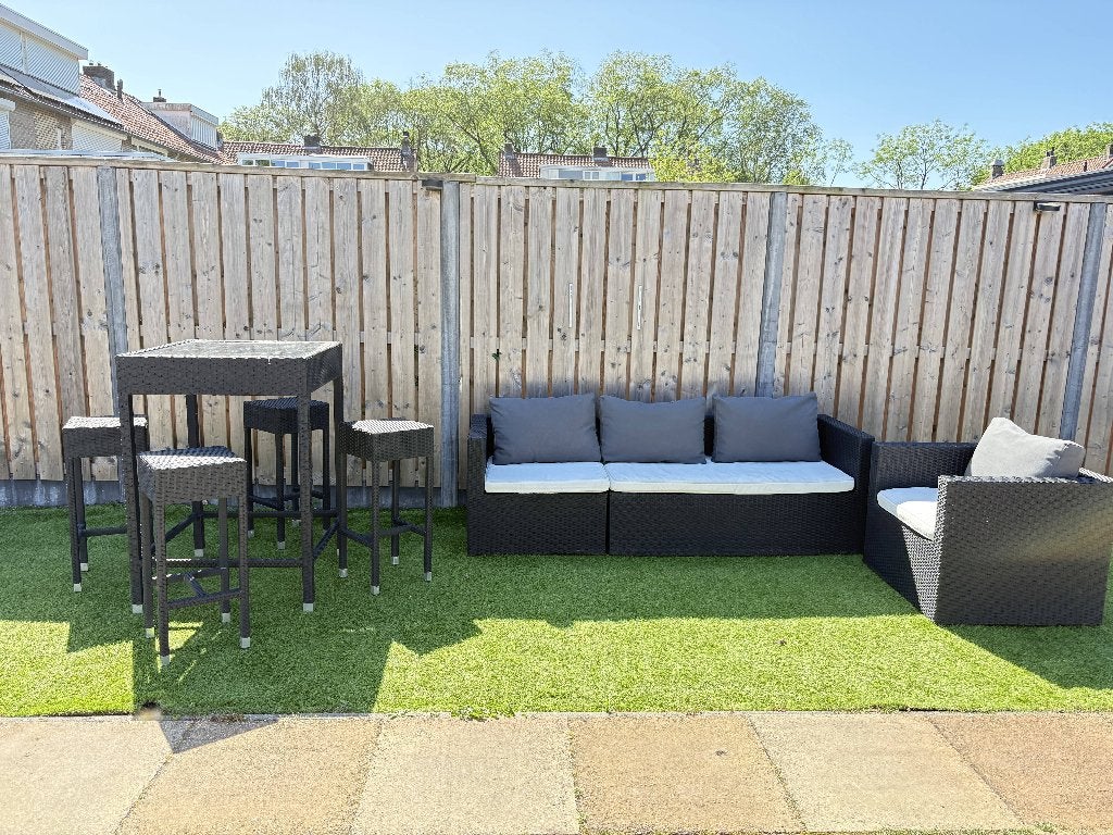 Snell verkoop Loungeset (3-p bank + fauteuil) met kussens, Tuin en Terras, Ophalen, 4 zitplaatsen, Kunststof, Gebruikt