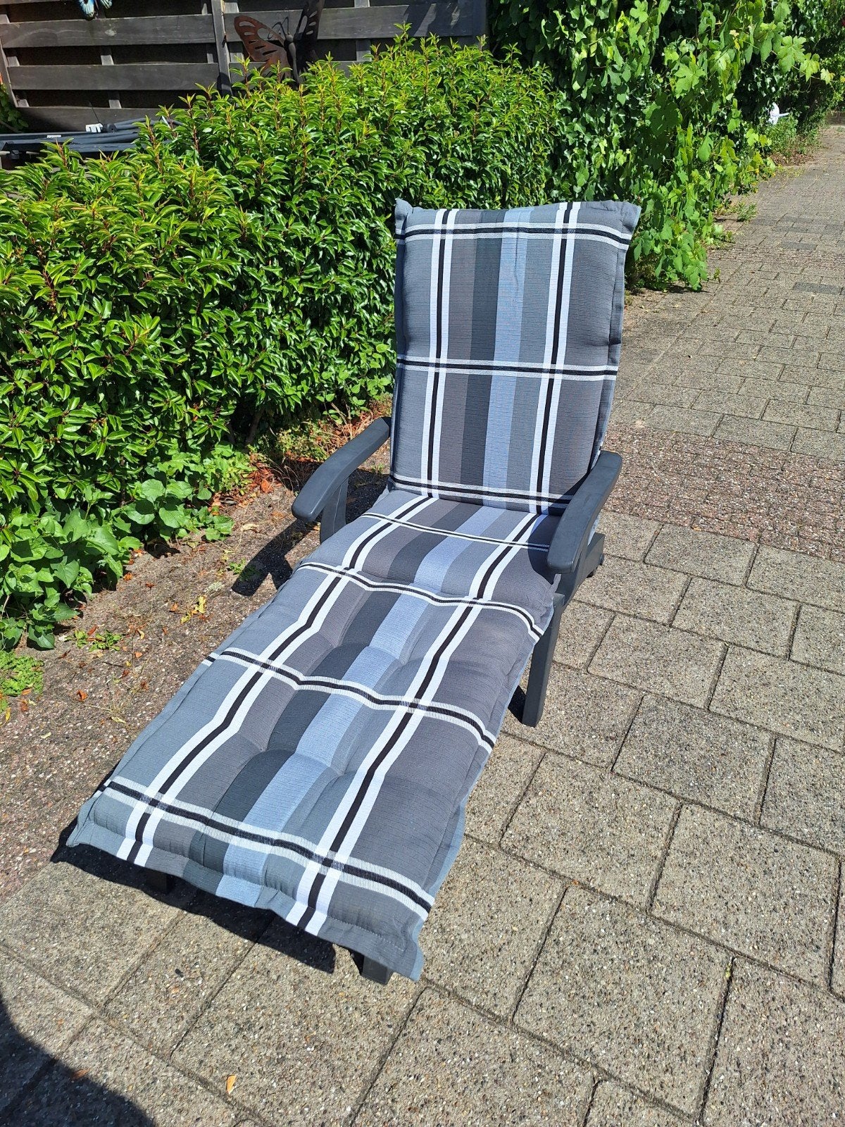 Hartman ligbed met kussen, inklapbaar en verrijdbaar, Ophalen, Gebruikt, Kunststof, Verrijdbaar