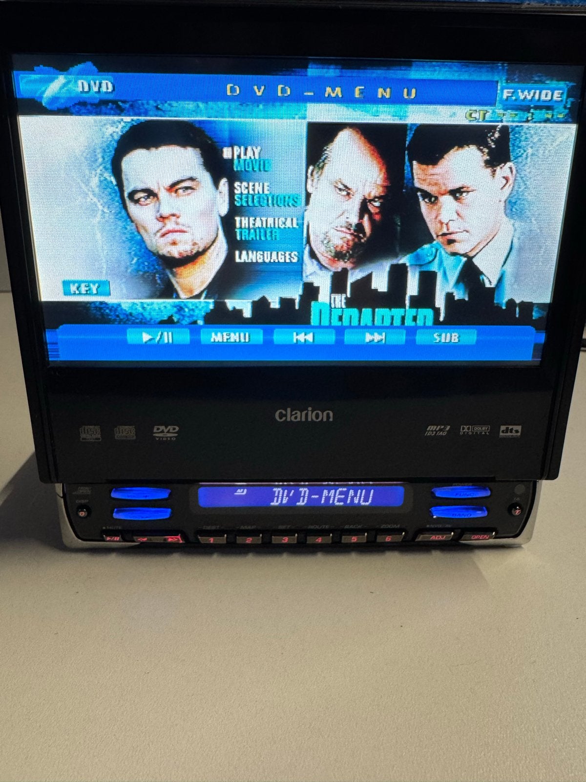 Clarion VRX848RVD Auto DVD/CD-speler met uitklapbaar scherm, Auto diversen, Autoradio's, Ophalen of Verzenden, Gebruikt