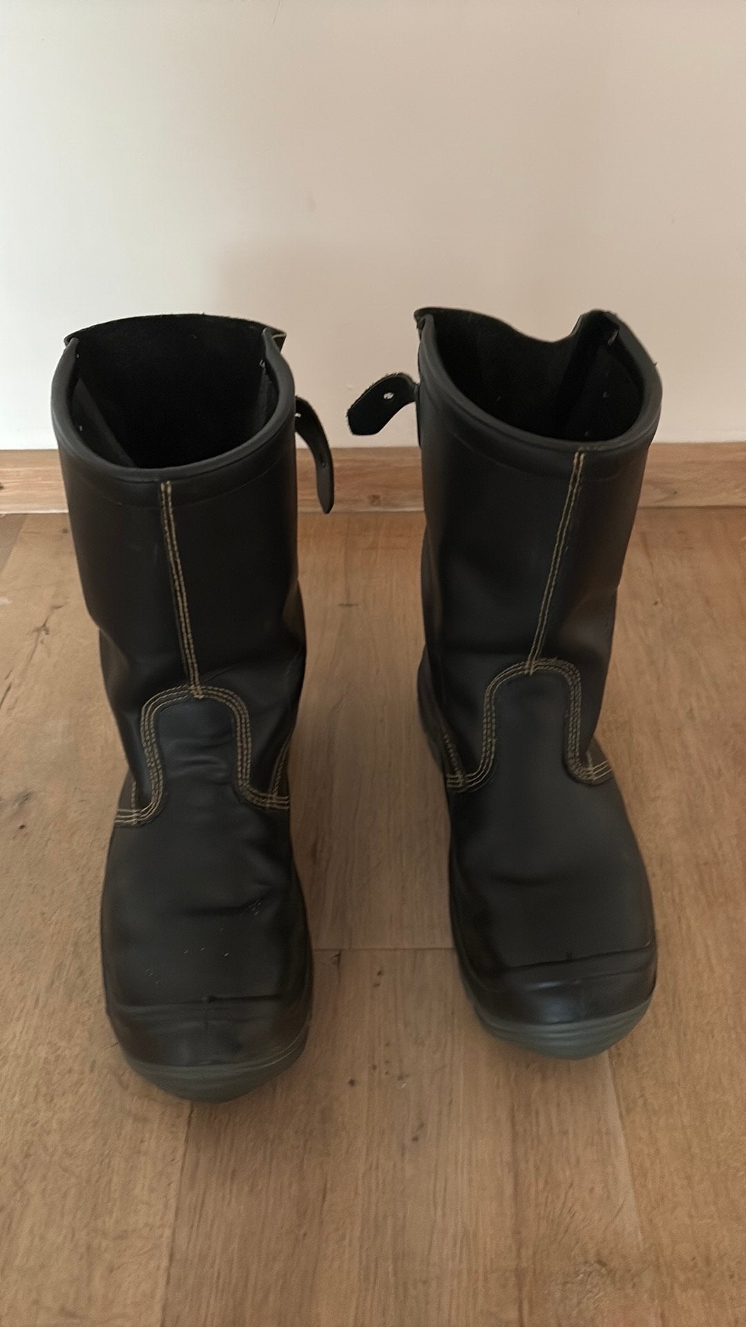 Werklaarzen met stalen neus, Zwart, Ophalen of Verzenden, Werkschoenen, Gedragen