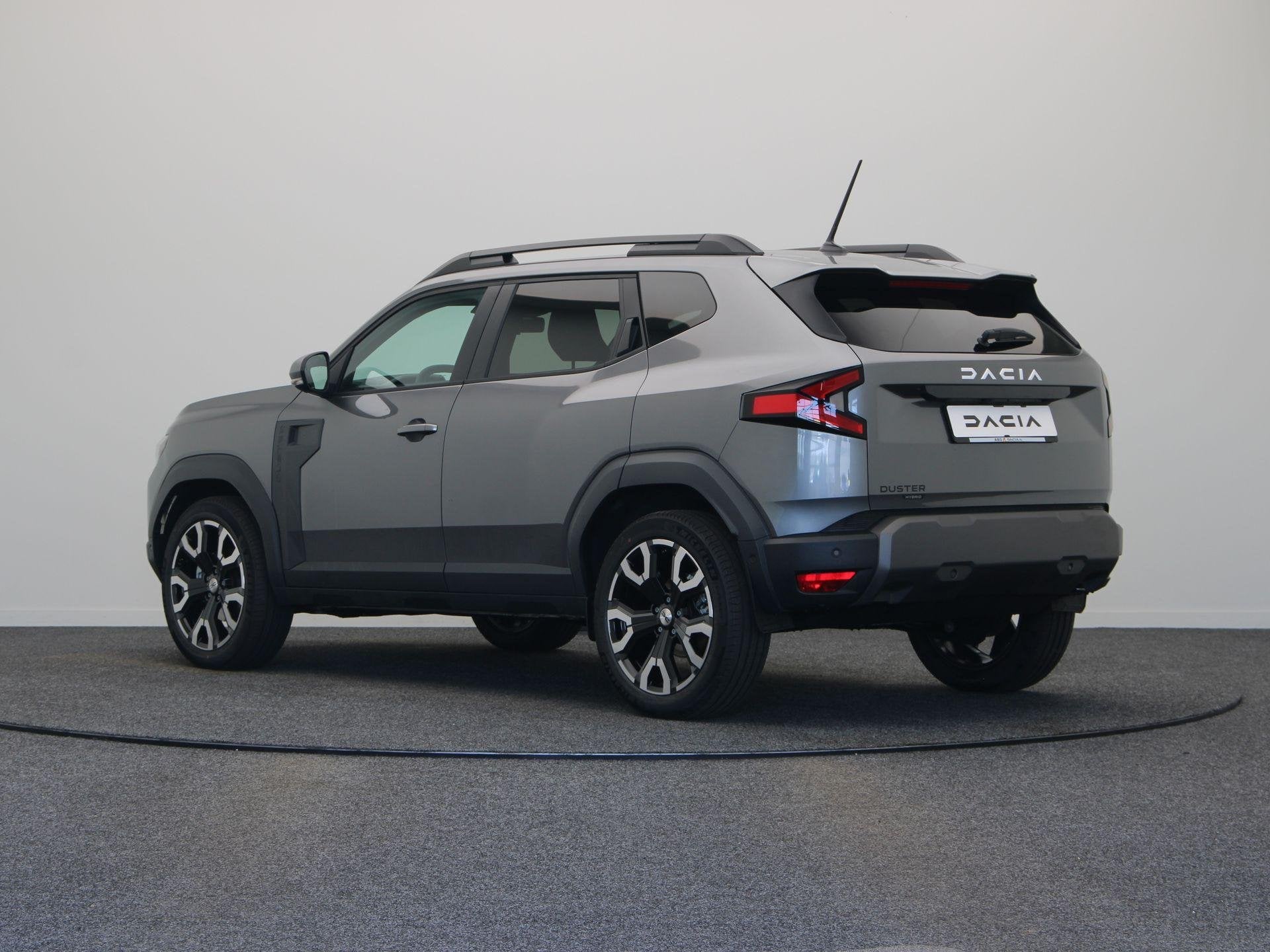Dacia Duster hybrid 155pk Journey | Stoel- en stuurwielverwa, Auto's, Dealer onderhouden, 1789 cc, Duster, Automatische klimaatregeling
