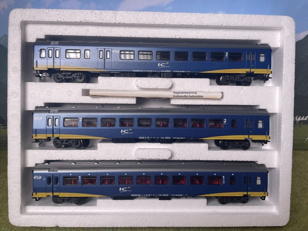 Märklin 42643 Intercity rijtuig Nederlandse Spoorwegen (NS)., Wisselstroom, Treinset, Ophalen of Verzenden, Märklin