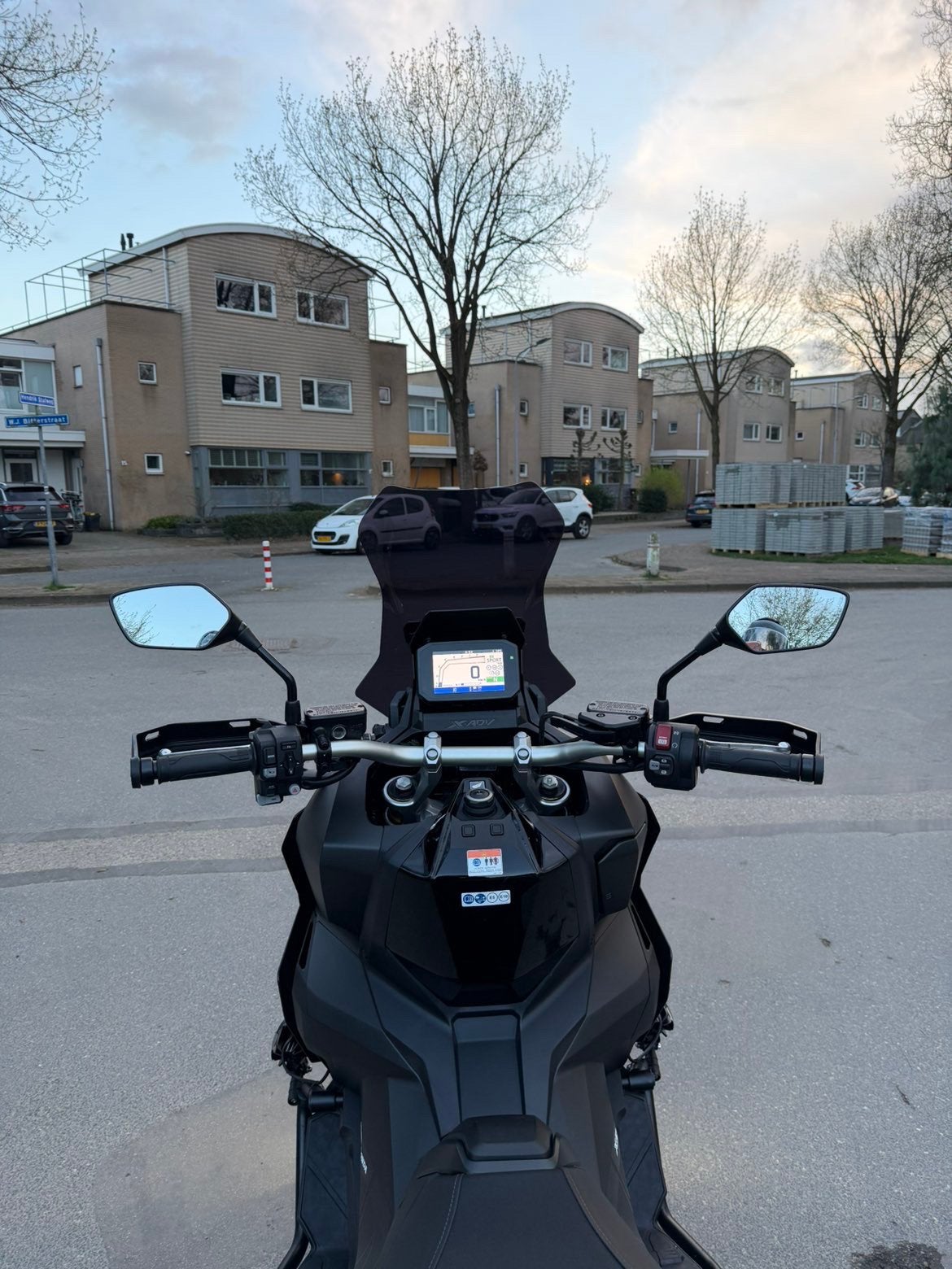HONDA X-ADV 750 BLACK EDITION FULL OPTION RIJKLAAR/LAGE KM!!, Motoren, Motoren | Honda, Particulier, Scooter, meer dan 35 kW, Motorrijbewijs A