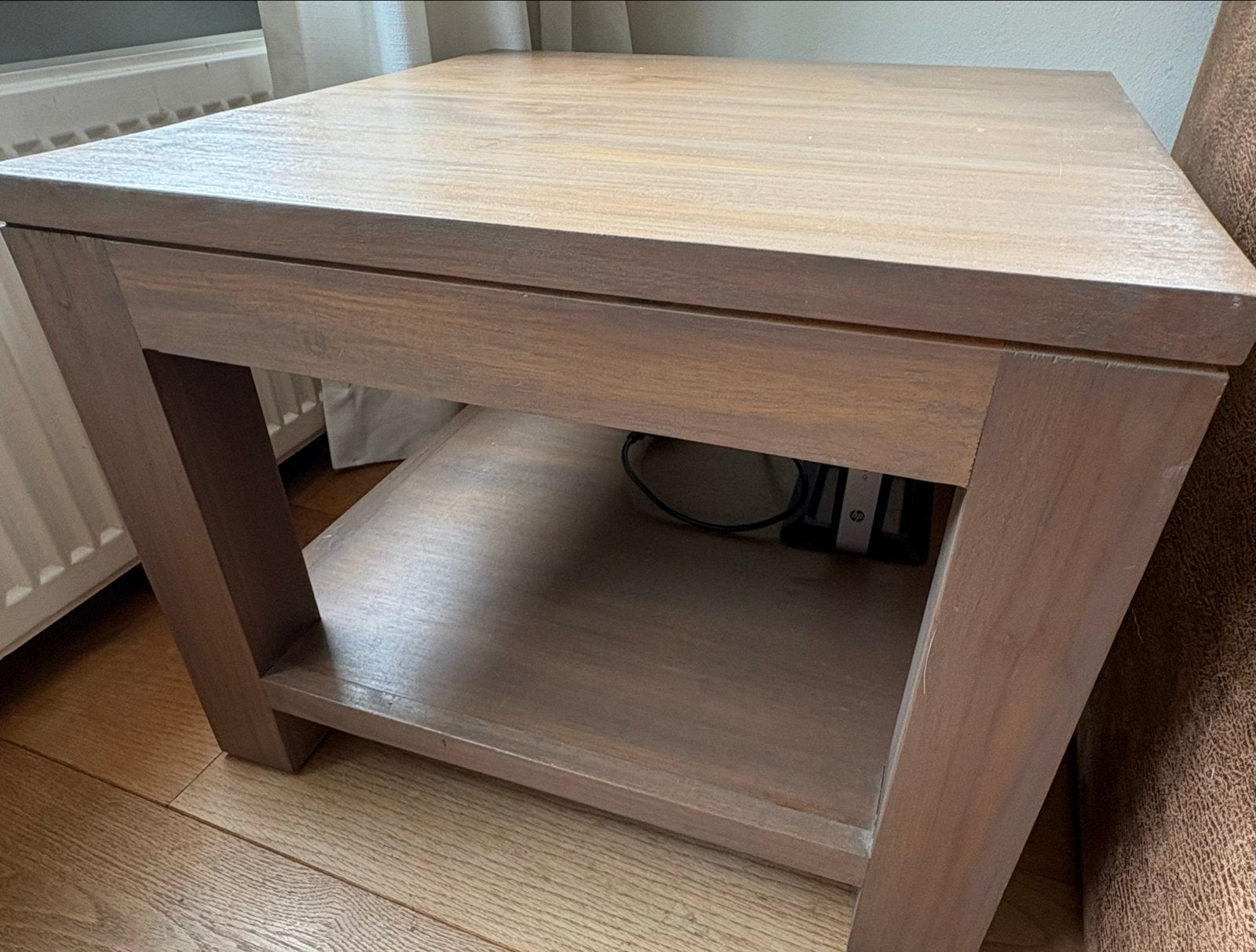 2x Massief Teak Houten Bijzettafels (Notenkleur) 55x55x42, Ophalen, Minder dan 45 cm, Gebruikt, Vierkant