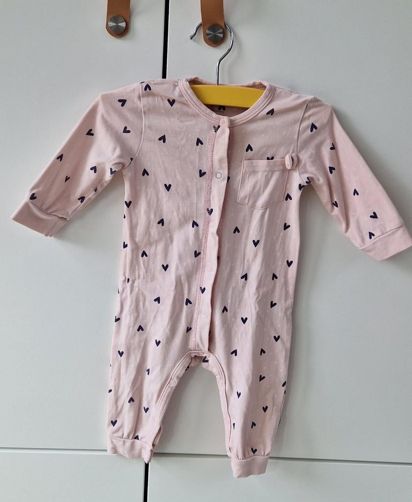 B.E.S.S. roze boxpakje maat 62, Meisje, Ophalen of Verzenden, Zo goed als nieuw, Pakje
