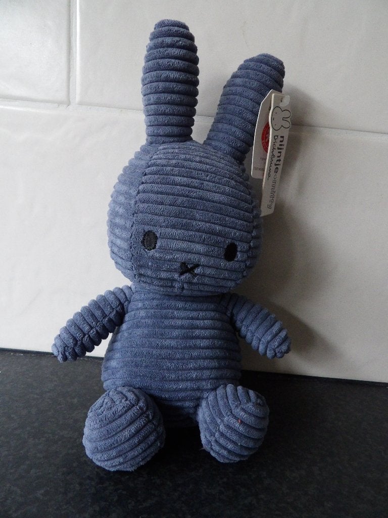Nieuw met kaartjes Nijntje knuffel Sitting Corduroy Blue 23, Blauw, Nijntje, Ophalen of Verzenden, Middelgroot (20 tot 80 cm)