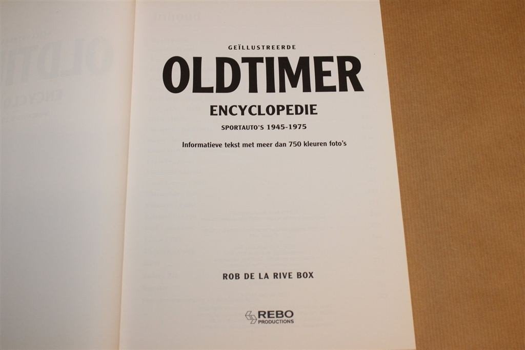 Oldtimer Encyclopedie — Sportautos 1945-1975, Boeken, Ophalen of Verzenden, Gelezen, Algemeen
