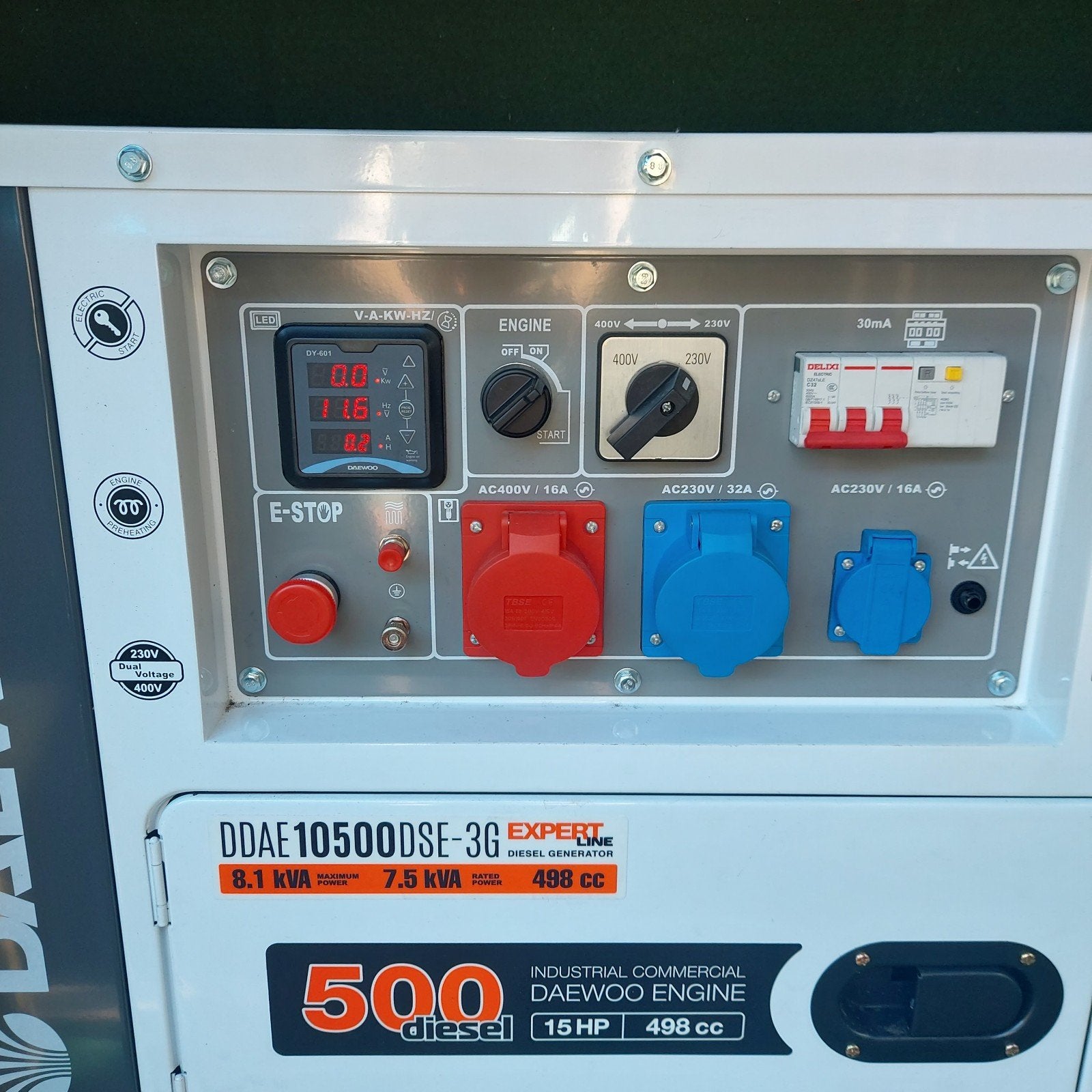Deawoo8.1 KVA aggr220v/400v + kabel10m en verdeelstation, Overige munten, Ophalen, Nieuw, Met sleutels