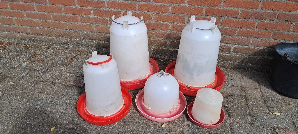 kippendrinkbakken, Ophalen, Gebruikt