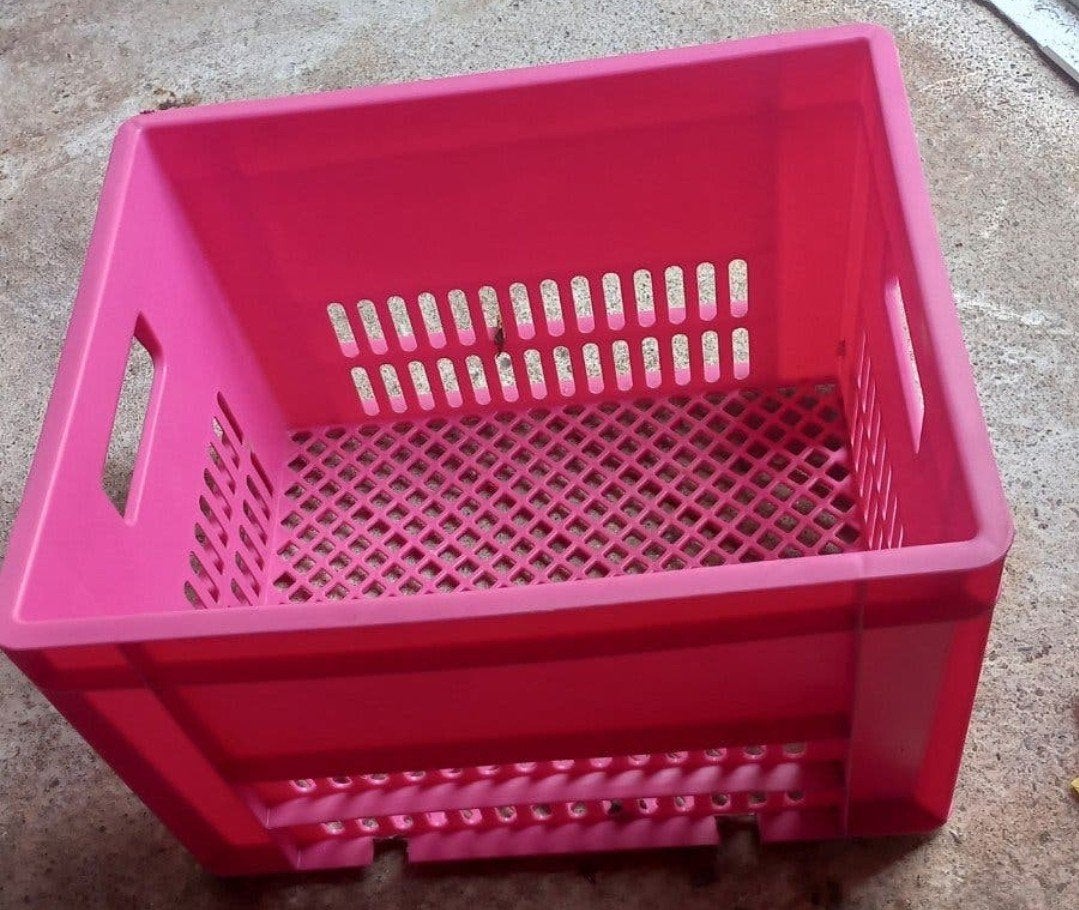 Mooie roze fietskrat voor op de fiets, Fietsen en Brommers, Ophalen, Gebruikt, Onbekend