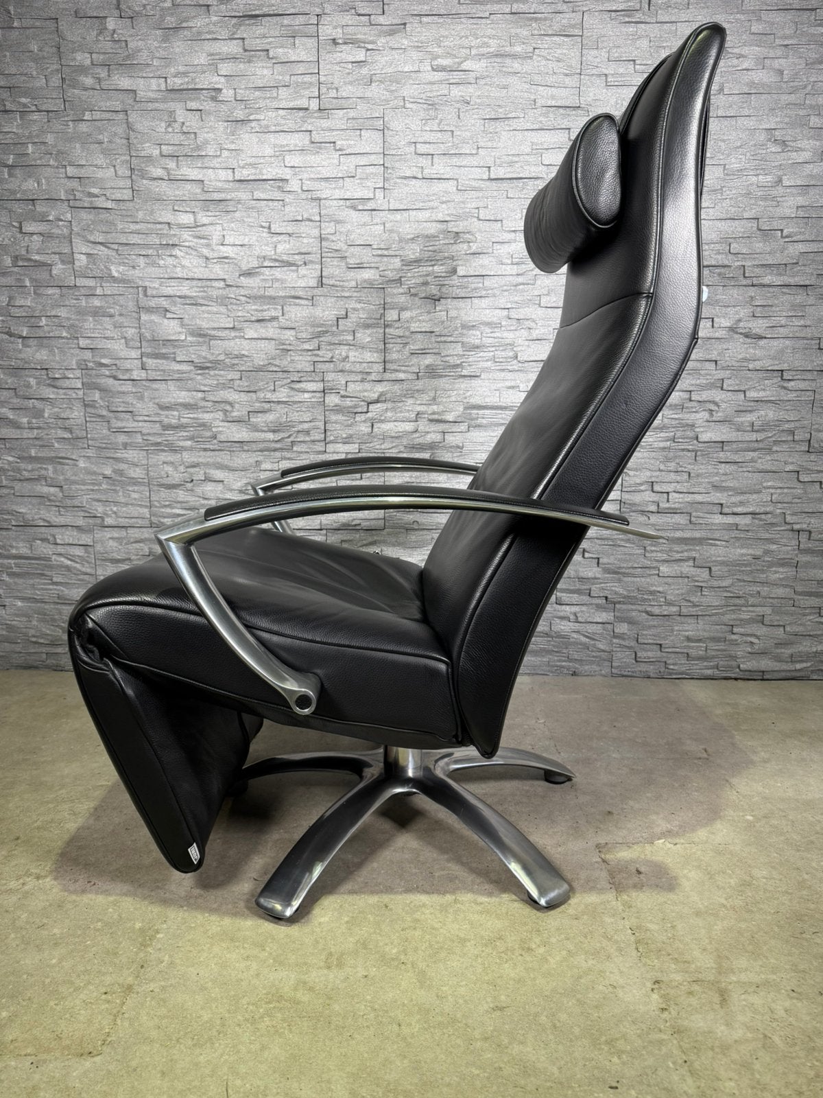 Foto 5 van Jori Brainbuilder Medi 7760 Relaxfauteuil Zwart Leer