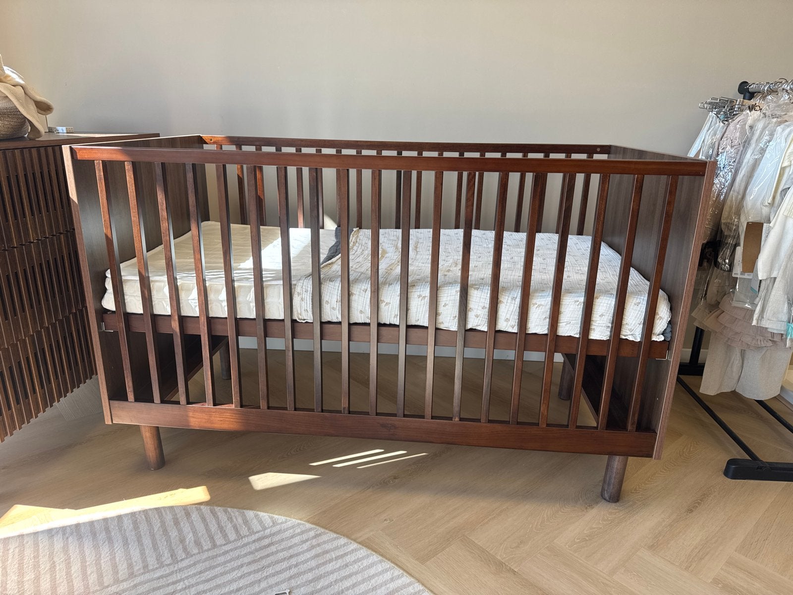 Meegroei ledikant 70x140 eikenkleur showroommodel, Ophalen, Zo goed als nieuw, Ledikant