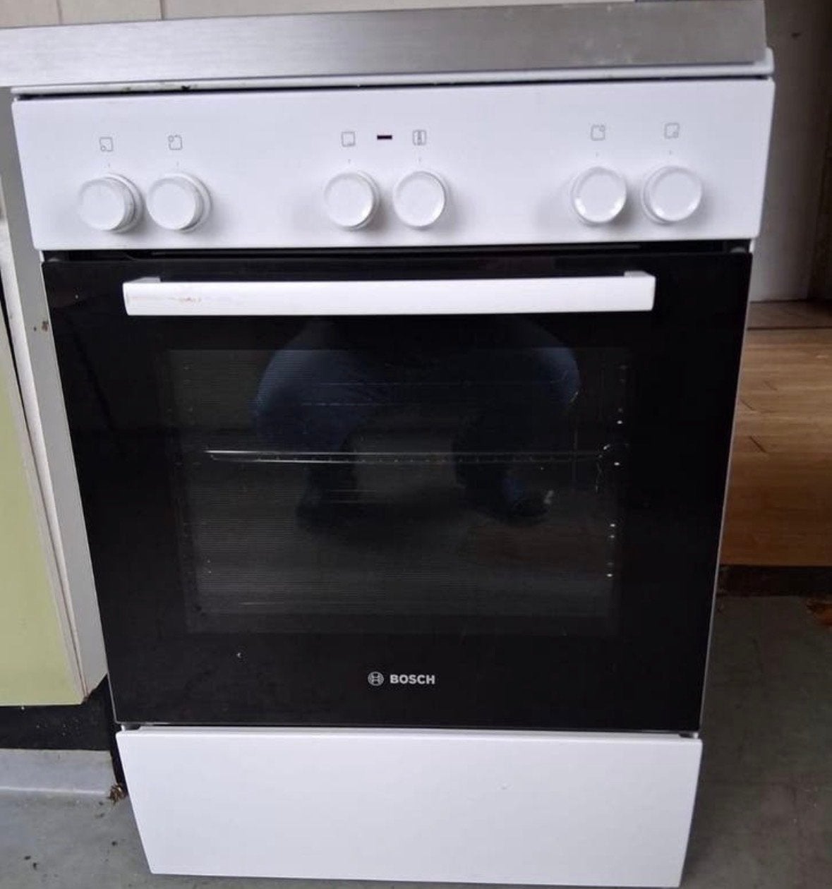 Bosch Vrijstaand Gasfornuis met Oven inhoud 66 liter, Witgoed en Apparatuur, Fornuizen, Ophalen, Gebruikt, Hete lucht, 60 cm of meer