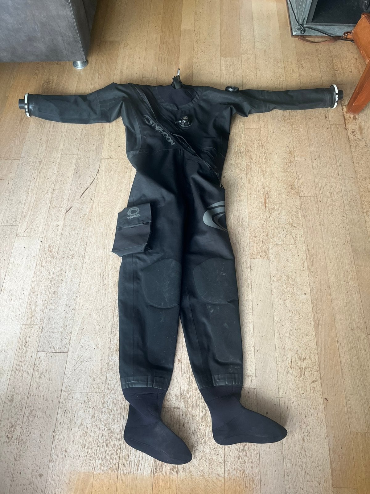 Typhoon Spectre Droogpak Trilaminaat (max 30 duiken!), Ophalen of Verzenden, Gebruikt, Duikpak