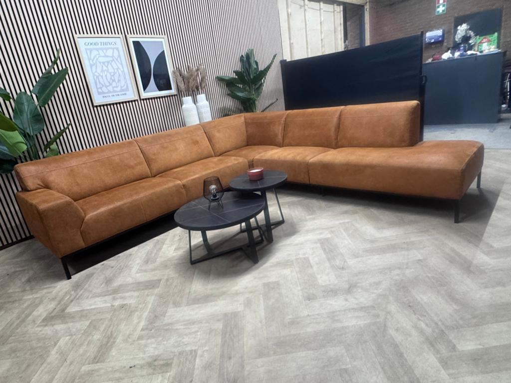ZGAN Home Center Hoekbank - Cognac - 300 x 300, -, -, Hoekbank, 300 cm of meer