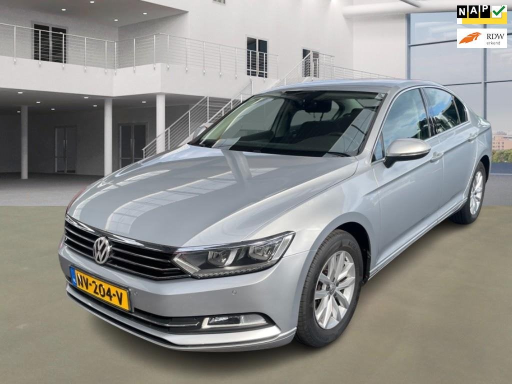 Volkswagen Passat 1.4 TSI Comfortline /regelapparatuur stuur, Voorwielaandrijving, Automatische klimaatregeling, 125 pk, Gebruikt