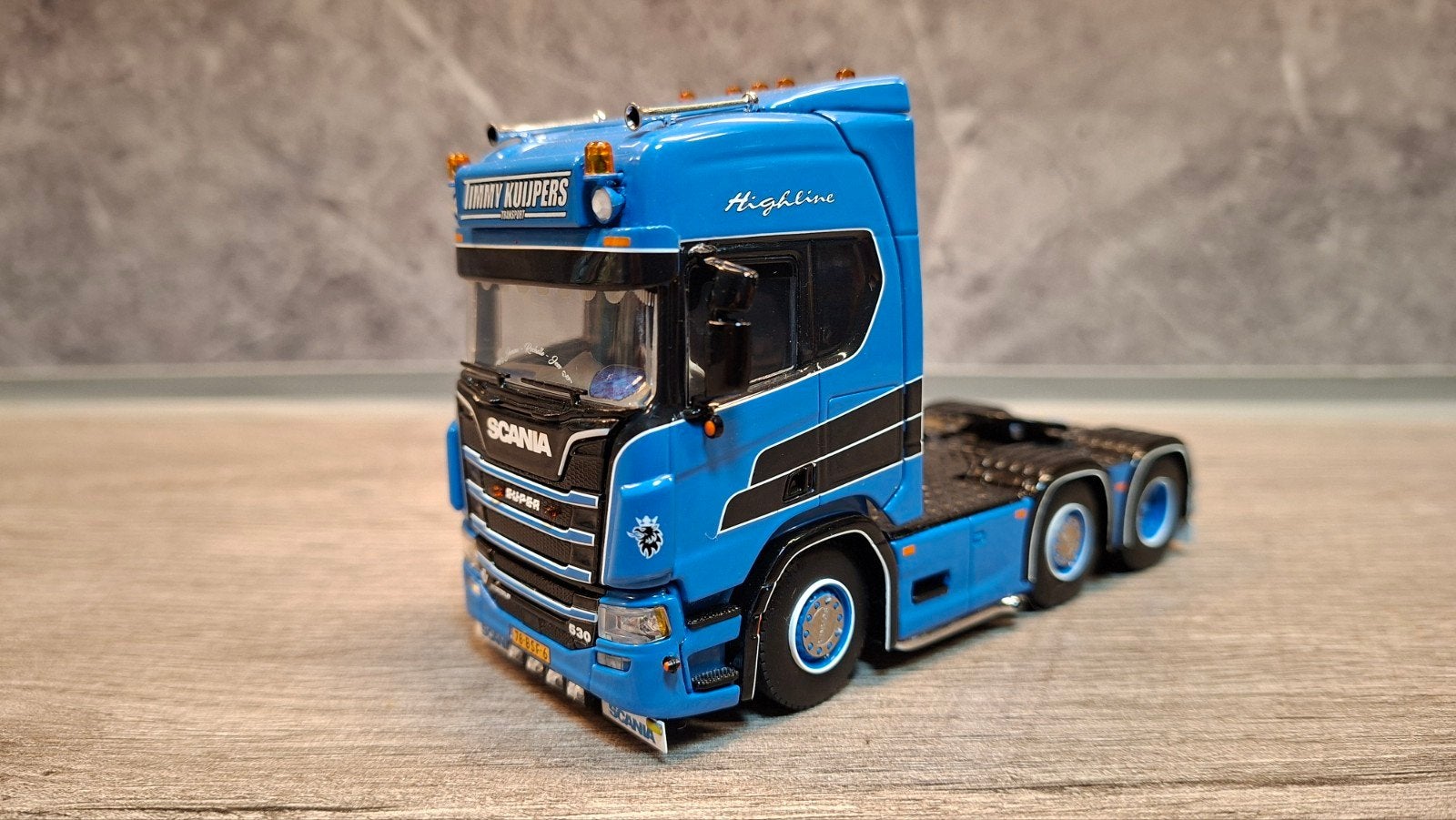WSI Scania S-serie Highline 8x4 trekker - Timmy Kuipers, Ophalen of Verzenden, Zo goed als nieuw, Bus of Vrachtwagen, Wsi