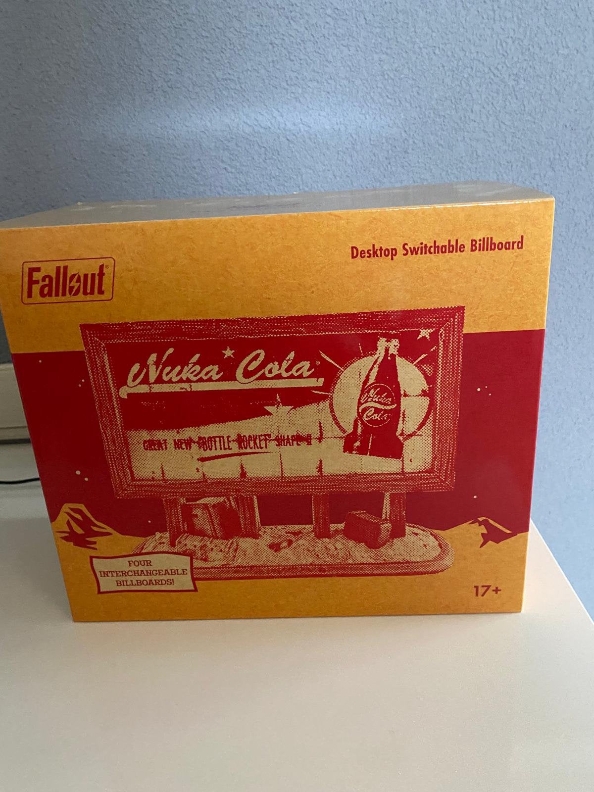 Fallout - Desktop Switchable Billboard - Series 1, Spelcomputers en Games, Games | Overige, Vanaf 18 jaar, 1 speler, Eén computer