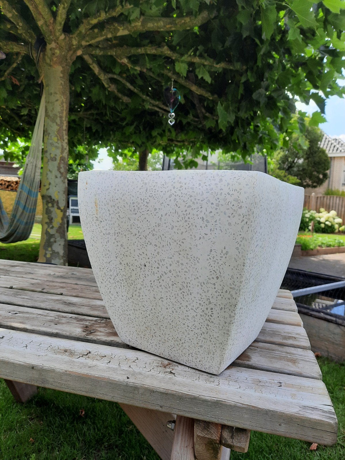 Stijlvolle vierkante bloempot van beton/steen, Gebruikt, Vierkant, Minder dan 40 cm, Balkon