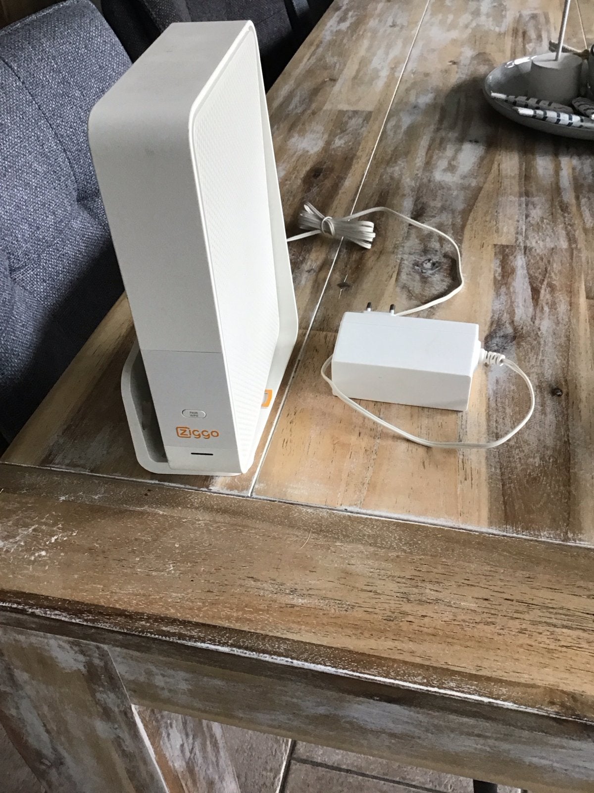 Ziggo Connectbox Router met modem, Computers en Software, Ophalen, Gebruikt, Router met modem