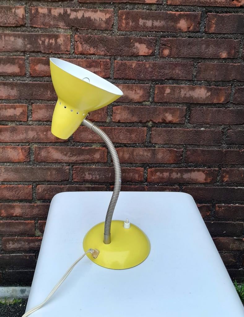 Vintage HOSO tafellamp pastel geel jaren 50/60 buigarm mooi, Huis en Inrichting, Ophalen, Gebruikt, Vintage retro jaren 50 jaren 60 interieur design