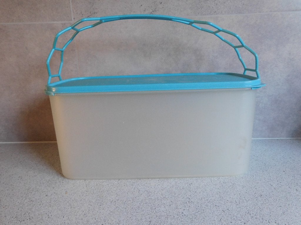 Tupperware Frisdoos Blauw 9 Ltr. - Ideaal voor versheid!, Gebruikt, Bewaardoos, Blauw, Ophalen of Verzenden