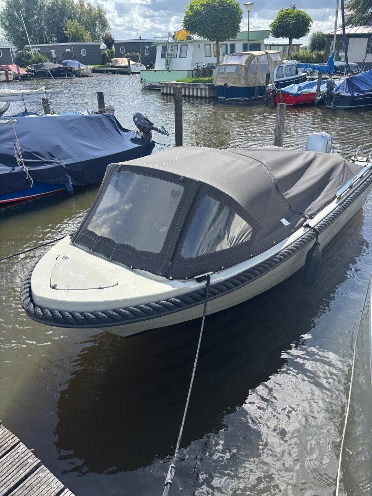 Net uitgeruste Silver Yacht 525 Sloep (2021) met Honda 15 PK, Rondzit, Consoleboot, Gebruikt, 5 m