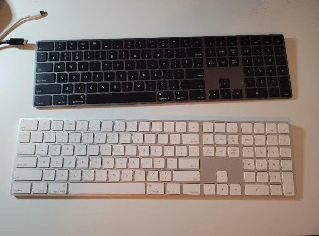 3x Apple Magic Keyboard with numpad, Computers en Software, Ophalen of Verzenden, Zo goed als nieuw, Draadloos, Qwerty