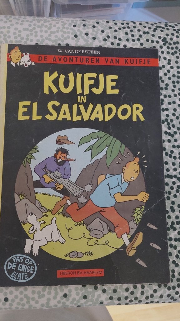 Kuifje in El Salvador - Zeldzaam stripboek, Gelezen, Eén stripboek, Ophalen of Verzenden, Diverse tekenaars en schrijvers