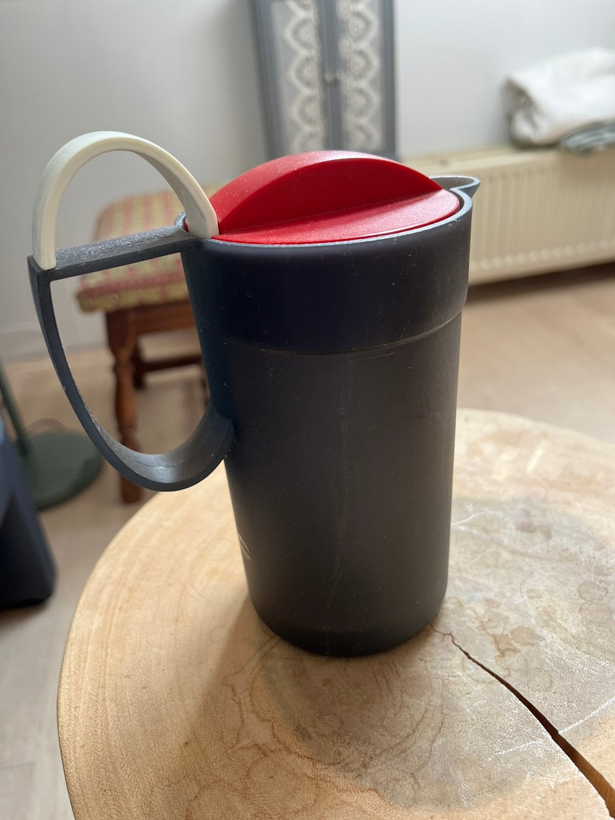 Tupperware melkopschuimer, Huis en Inrichting, Gebruikt, Overige kleuren, 500 ml, Beker of Kan