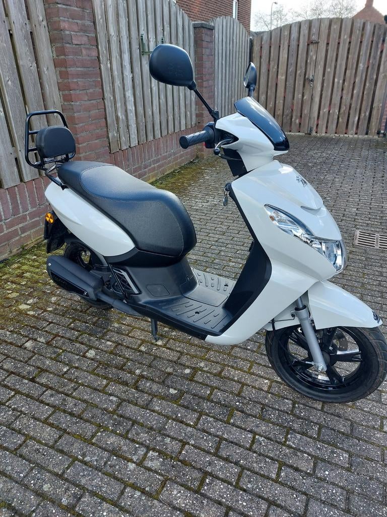Peugeot Kisbee, Ophalen, Zo goed als nieuw, Benzine, Overige modellen